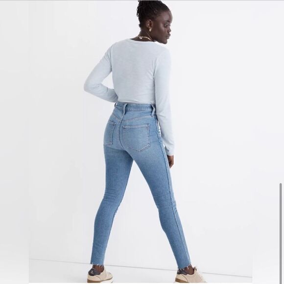 Madewell Curvy High Rise Skinny Jean Ainsworth Wash Raw Hem Edition 27 Tall - Picture 5 of 14